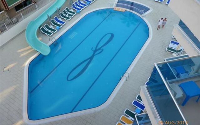 Infinity Beach Alanya