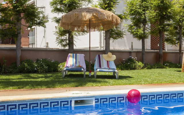 Velor Apartments