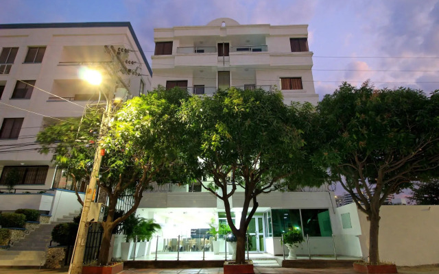 Hotel Rodadero Inn By GEH Suites
