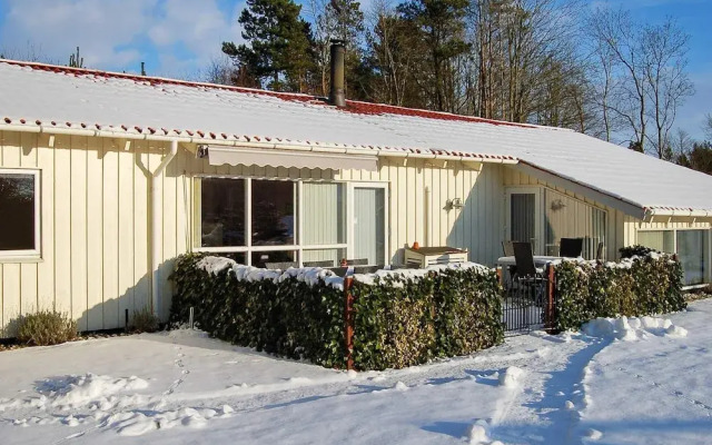 8 Person Holiday Home in Oksbol
