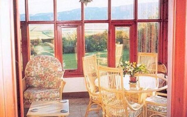 Gorno Grove House - B&B
