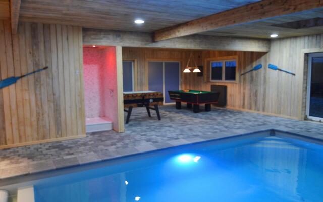 Modern Holiday Home in Sourbrodt with Private Pool
