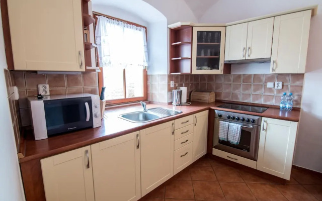 Tylova Apartments