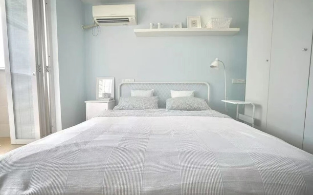 Shanghai Hills & Moment Family house close to The Bund