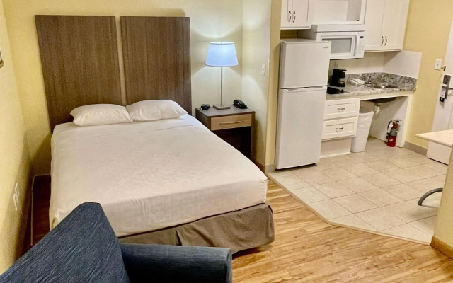 Suburban Studios Fort Myers Cape Coral