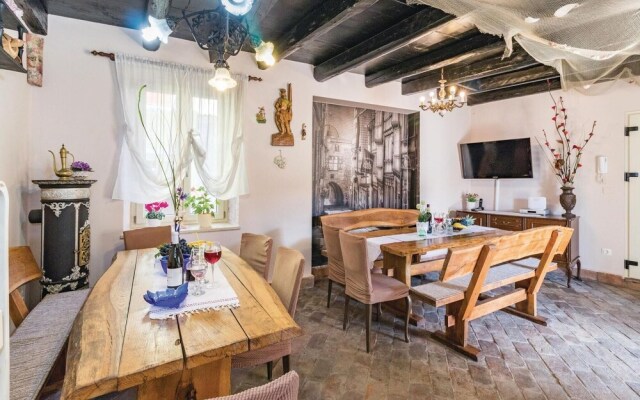 Awesome Home in Vodnjan With Wifi and 6 Bedrooms