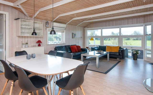 6 Person Holiday Home in Borkop