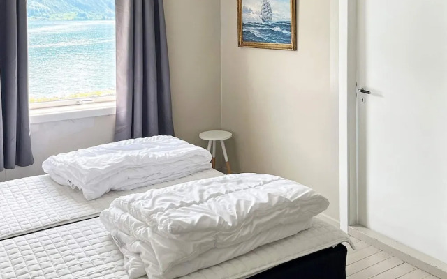 8 Person Holiday Home in Barmen