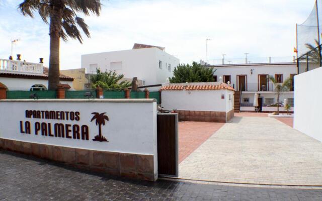 Apartamentos La Palmera