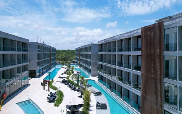 Porto Alto Resort