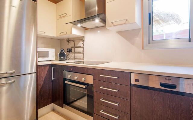 Beachfront Apartment Silvi (R80)
