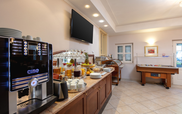 Hotel Croatia