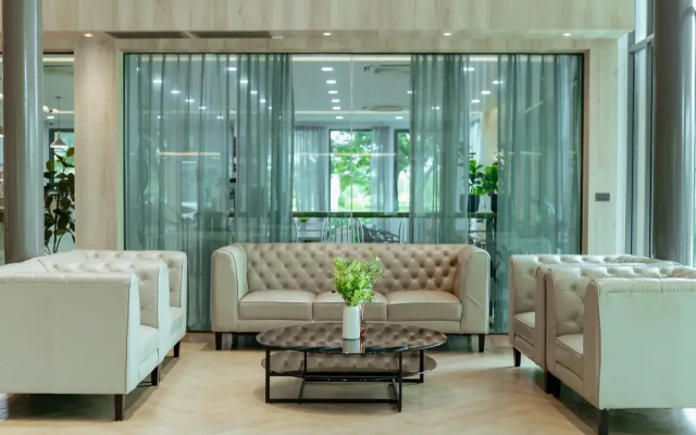 RUS Hotel&Convention