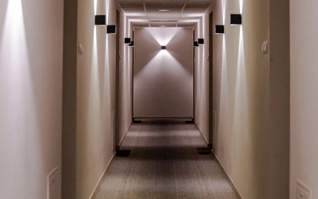 oompH Warsaw Downtown Atmospheric Apt