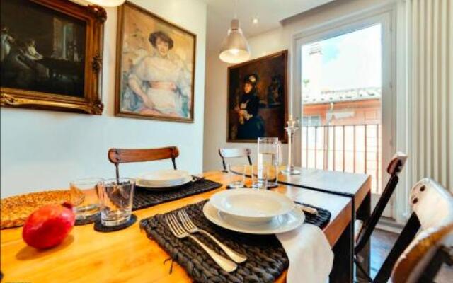 Luxury Art Apt With Terrace In Trastevere