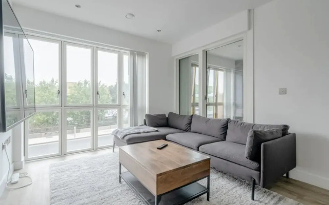 Modern 2 Bedroom Flat in Hackney