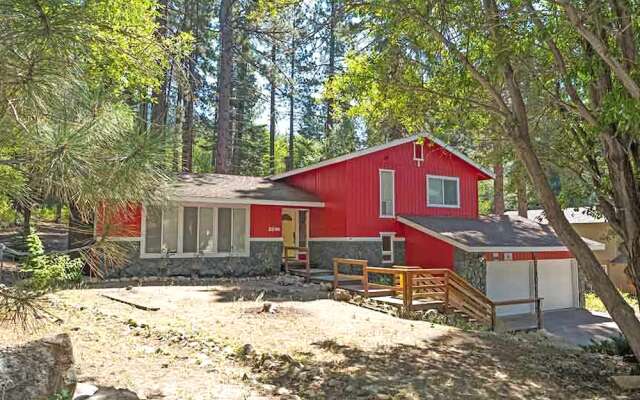 3826 Regina 4 Bedroom Home