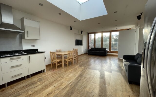 Luxurious Two Bedroom Penthouse