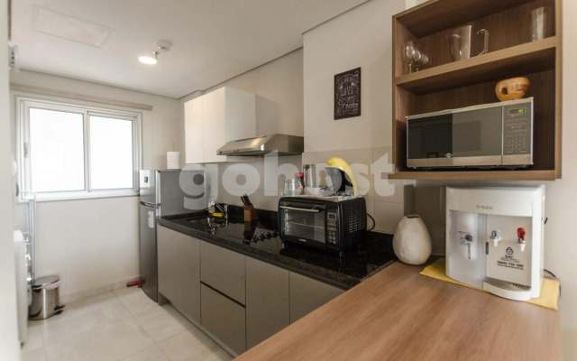 Pequeño estudio moderno en el nuevo centro de Asunción MA001