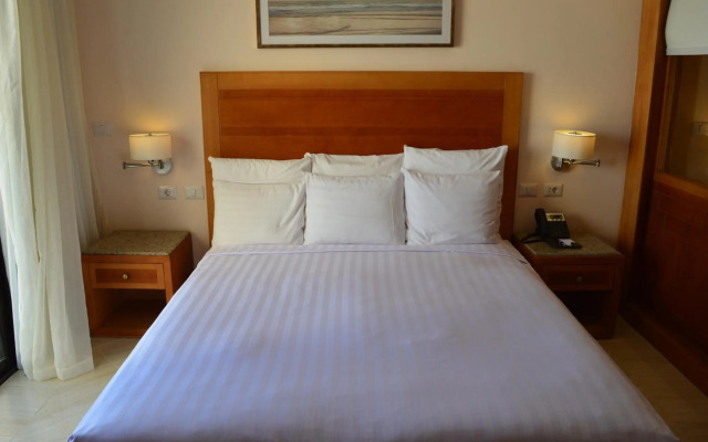 Sky View Suites Hotel