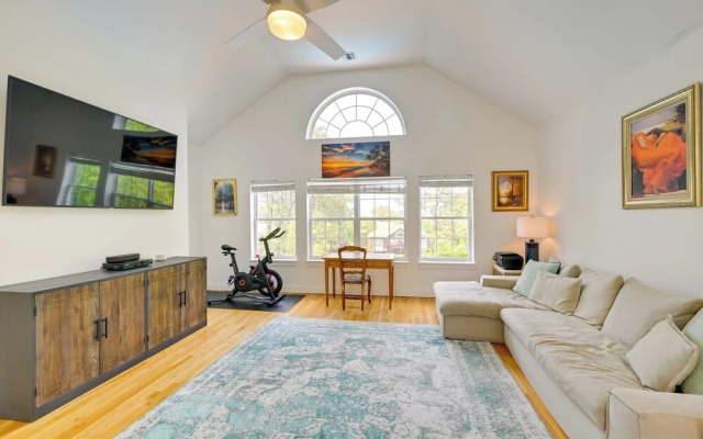 Pet-friendly Southampton Paradise With Pool!