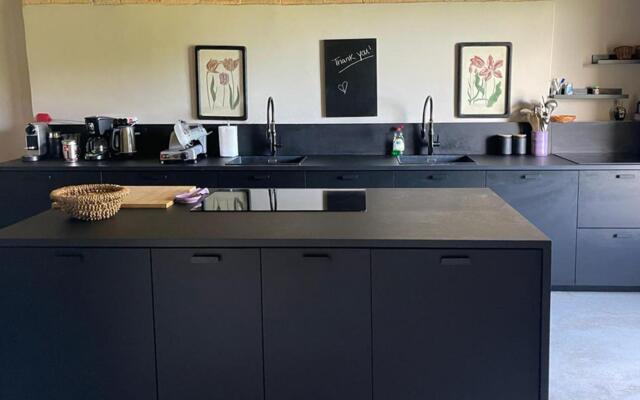 Beautiful Modern Villa IN THE Tuscan Countryside-villa Conti