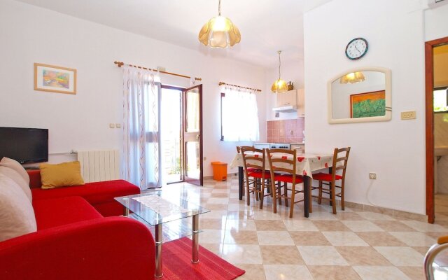 Apartment 539