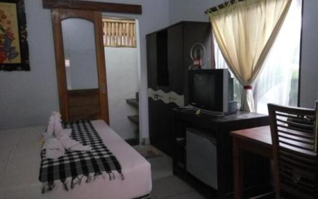 Candra Surf Homestay