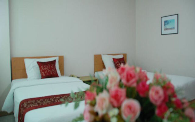 Central Place Hotel