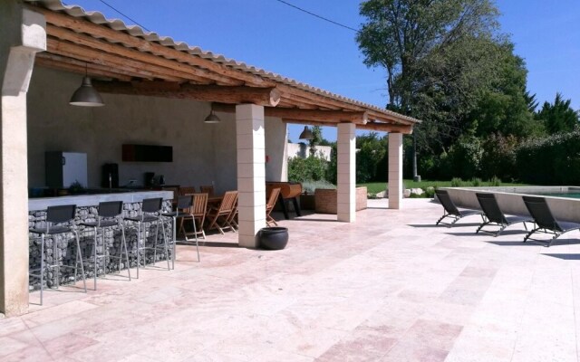 House With 5 Bedrooms in Pernes-les-fontaines, With Private Pool, Furn