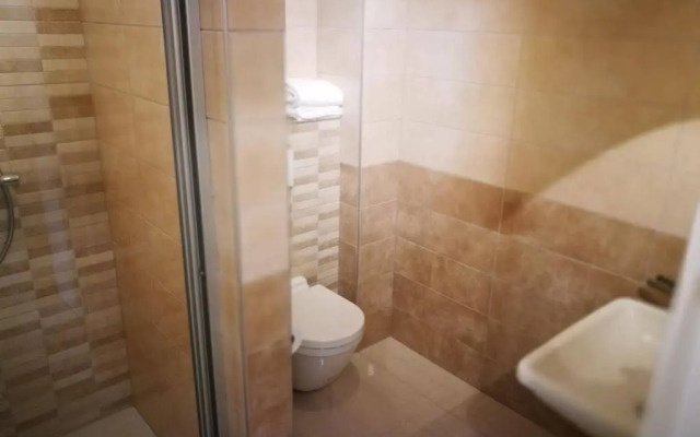 Mandarina Hotel STRASSEN