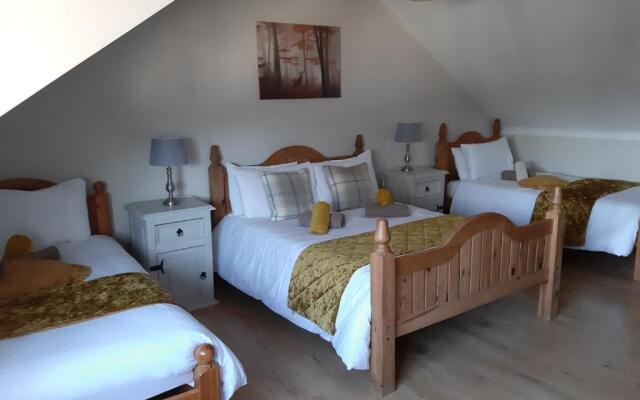 Dulrush Lodge Guest House and Self Catering