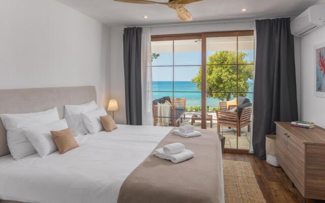 Porto Bus Beachfront 1