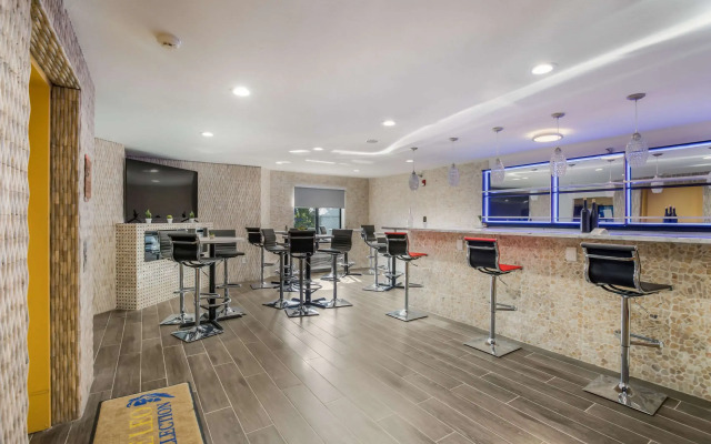 The Leo Collection Detroit, Ascend Hotel Collection