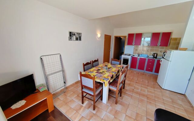 Close to Center Apartment Poly 1 G