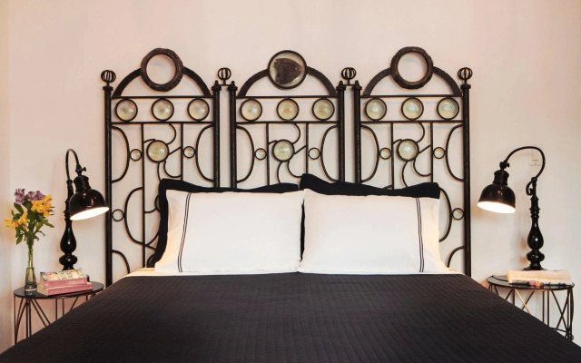 La Isabela Suites