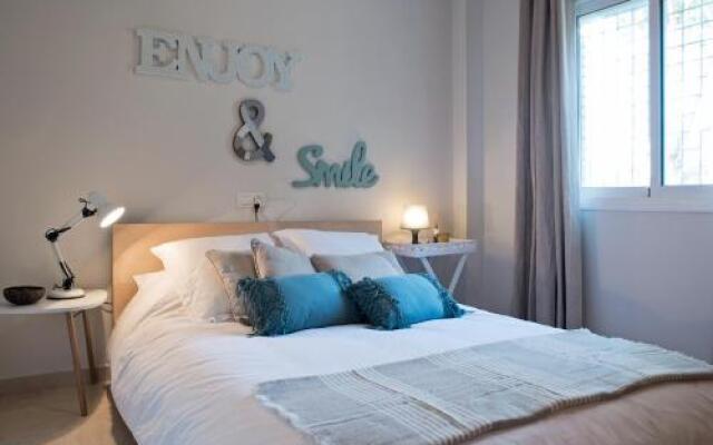 UrbanChic Los Pacos Apartment