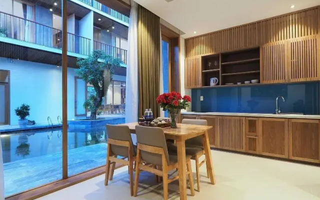 Tam House Villa Hotel