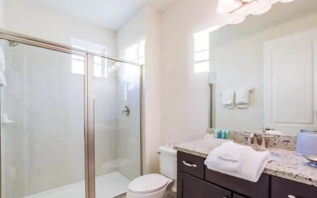 Family Friendly 9 Bedroom 8.5 Bathroom