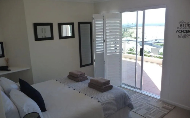 Brookes Hill Suites unit 262