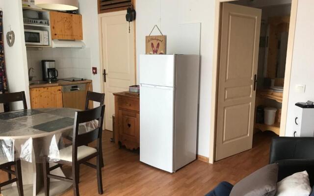 Bel appartement en résidence avec piscine