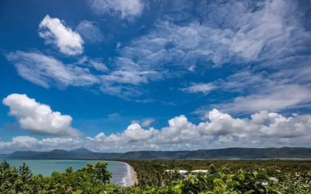 Bangalow - Best View in Port Douglas