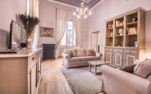 Stunning Apt 5min Walk To Duomo