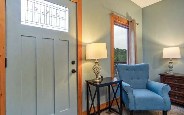 Meadows 126 by Casago