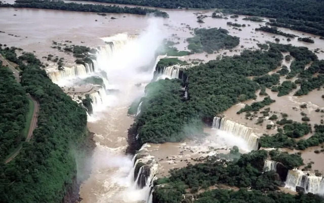 Casa Celia Wernke - Aluga-se Quartos Foz do Iguaçu