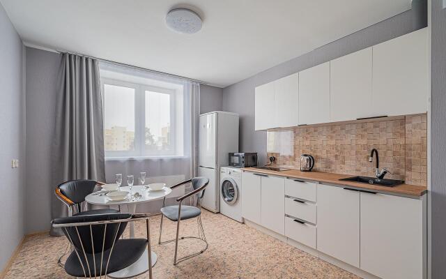 Хорошего дня на улице Уральских рабочих