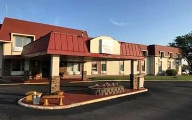 Ramada Albert Lea
