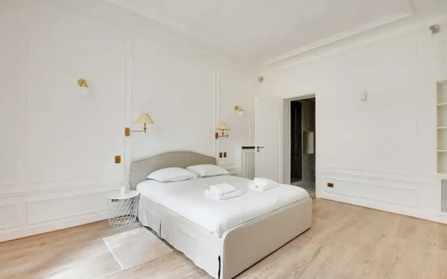 Chic Flat With Garden Terrace -4br/12p - Trocadero