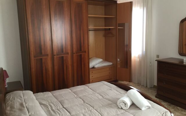 Venice Martinas Home