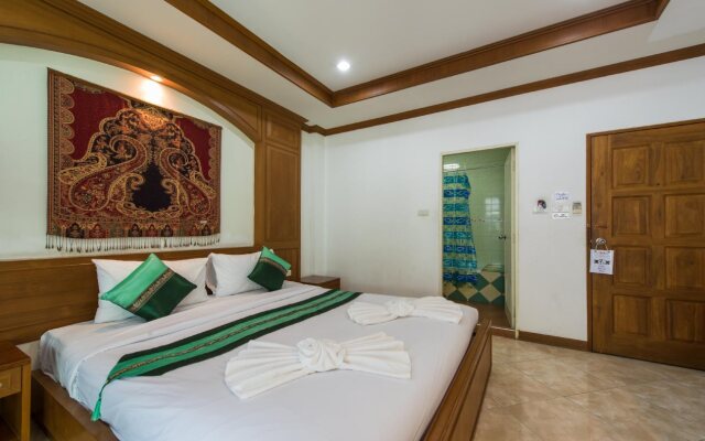 Magnific Guesthouse Patong